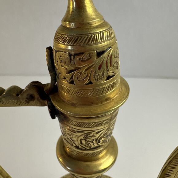 Solid Brass " Tea Pot " from India with Hinged top 8 1/2 inches tall very ornate - Picture 9 of 9